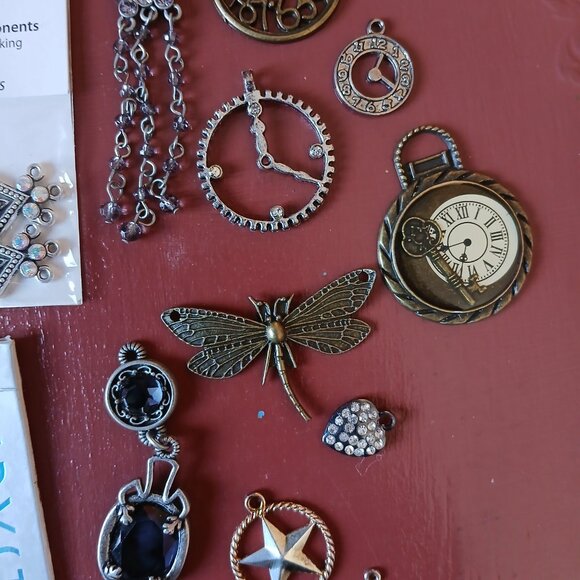 Destash Lot of 77 Jewellery Jewelry Findings Pendants Charms Fancy Boho Goth - Picture 5 of 13